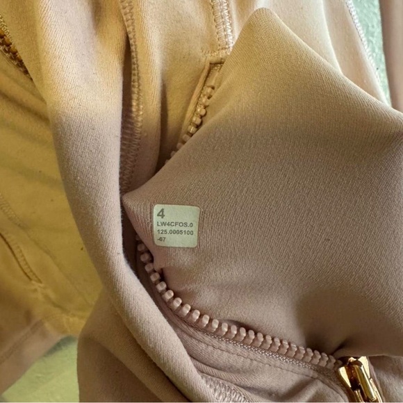 Lululemon Athletica Light Pink Ski Jacket - Picture 4 of 6